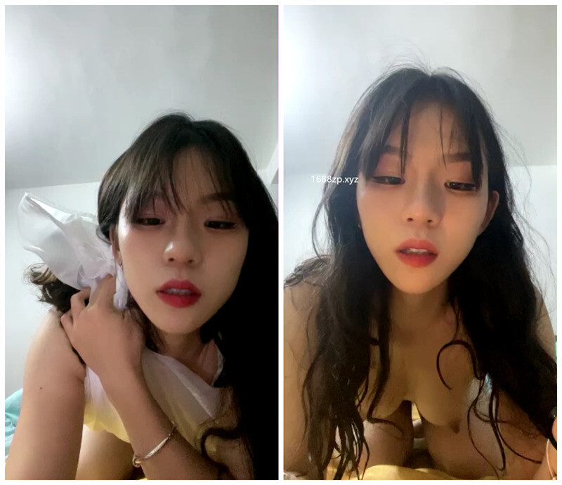 高颜值新人小姐姐！首次收费房！脱光光自摸多毛骚穴，玩多了逼有点黑，笑起来甜美颜值在线