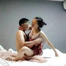 干妈下、操着穿着衣服的干妈、干妈叫着儿子别使劲操啦 受不了啦